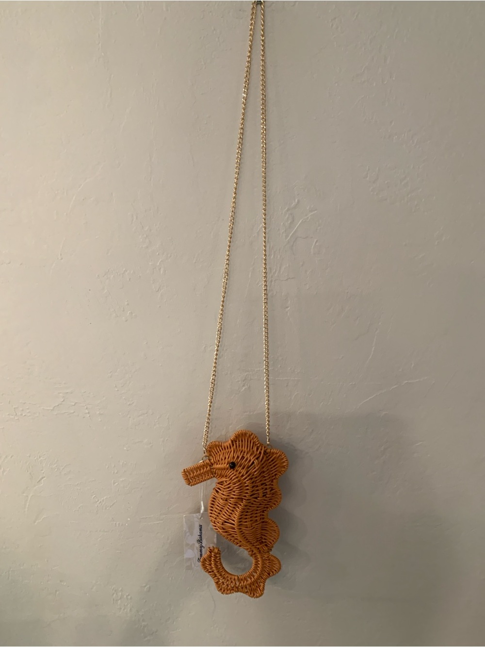 Tommy Bahama Woven Seahorse Crossbody Gold Chain Strap Magnetic Closure NWT - Picture 3 of 6